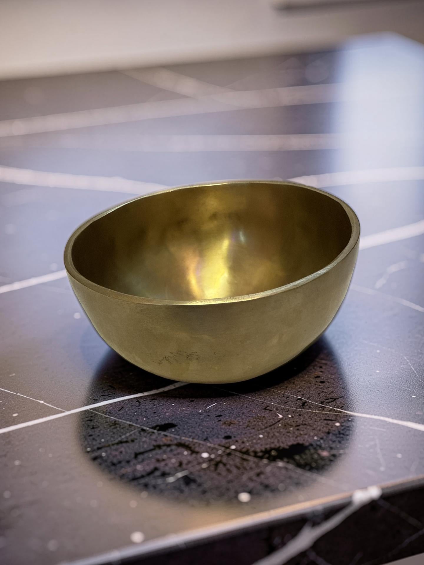 Singing bowl - Handmade in Napal 260 grams